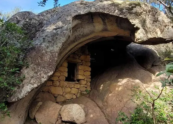 Maison Charmante Avec Vue Sur La Montagne A Di Fiumorbo בית נופש