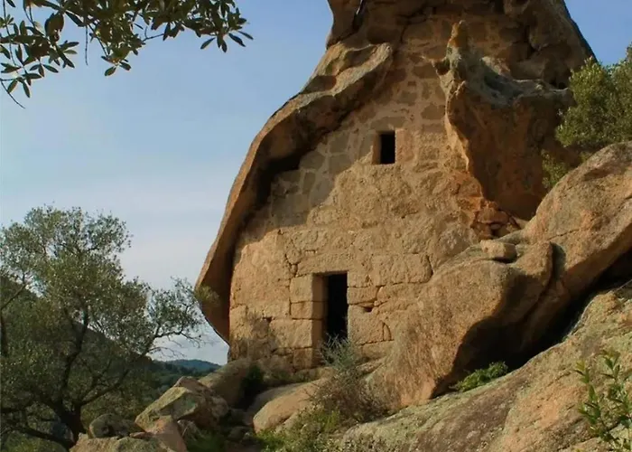 בית נופש Maison Charmante Avec Vue Sur La Montagne A Di Fiumorbo *